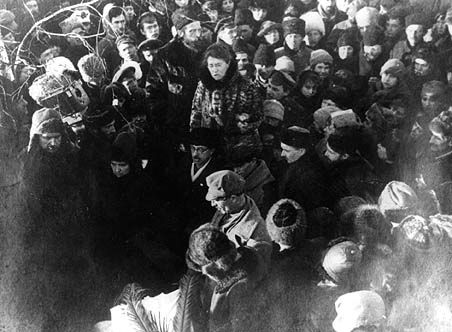 Episode 26: Peter Kropotkin's "Anarchism" with Ruth Kinna